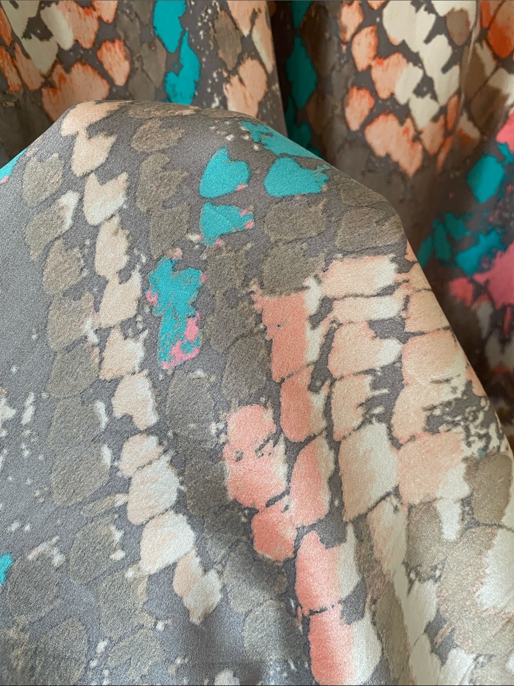 Alice & Trixie silk Coral Turquoise Miami Abstract Print Front Slit Maxi size L - Picture 14 of 14